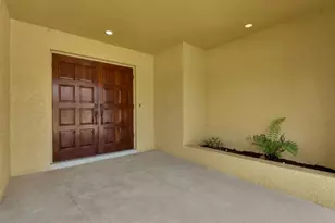 700 Astarias Cir, Fort Myers, FL 33919 - Photo 6