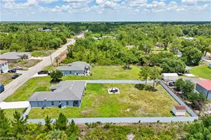 910 Richmond Ave N, Lehigh Acres, FL 33972 - Photo 46