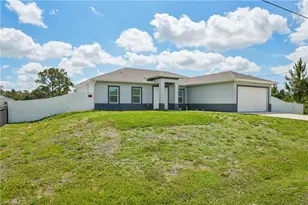 910 Richmond Ave N, Lehigh Acres, FL 33972 - Photo 4