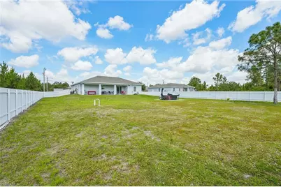 910 Richmond Ave N, Lehigh Acres, FL 33972 - Photo 40