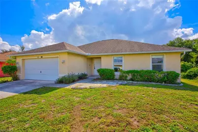 733 Chapman Ave S, Lehigh Acres, FL 33974 - Photo 2