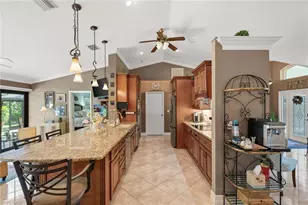 2721 Gleason Pkwy, Cape Coral, FL 33914 - Photo 14