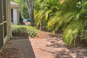 8155 Pacific Beach Dr, Fort Myers, FL 33966 - Photo 8