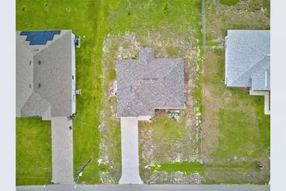2701 Darlene Pl, Lehigh Acres, FL 33971 - Photo 30