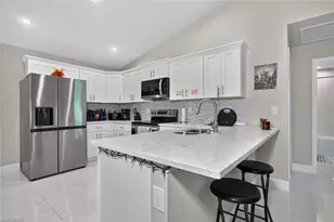 2701 Darlene Pl, Lehigh Acres, FL 33971 - Photo 10