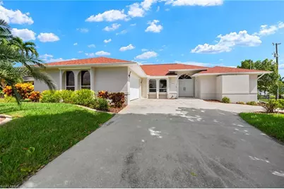 2223 SE 10th Ln, Cape Coral, FL 33990 - Photo 10