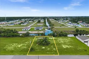 907 NE 32nd Terrace, Cape Coral, FL 33909 - Photo 1