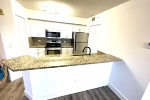 8870 Colonnades Ct W, Bonita Springs, FL 34135 - Photo 4