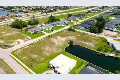 505 SW 31st Pl, Cape Coral, FL 33991 - Photo 14