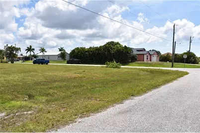 2480 NW 8th Ter, Cape Coral, FL 33993 - Photo 4