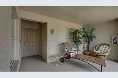 8083 Queen Palm Ln #424, Fort Myers, FL 33966 - Photo 2