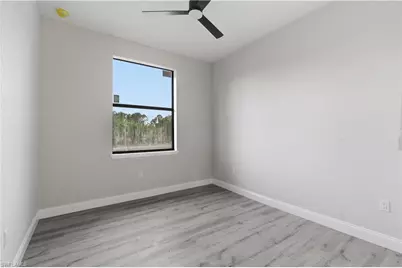 923 Milwaukee Blvd, Lehigh Acres, FL 33974 - Photo 18