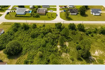 724 Jaguar Blvd, Lehigh Acres, FL 33974 - Photo 2