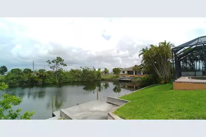 2613 NE 20th Pl, Cape Coral, FL 33909 - Photo 8