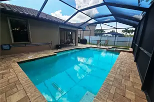 9372 Via Murano Ct, Fort Myers, FL 33905 - Photo 2