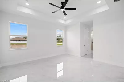 1129 Jacaranda Pkwy E, Cape Coral, FL 33909 - Photo 24