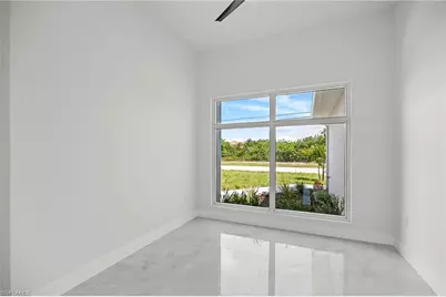 1129 Jacaranda Pkwy E, Cape Coral, FL 33909 - Photo 18