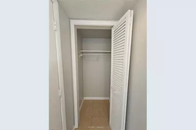3810 SE 12th Ave #1, Cape Coral, FL 33904 - Photo 8