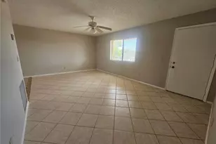 1221 SE 46th Ln, Cape Coral, FL 33904 - Photo 4