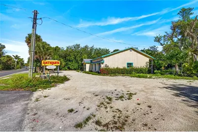 1446 Periwinkle Way, Sanibel, FL 33957 - Photo 18