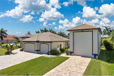 1725 SW 52nd Ter, Cape Coral, FL 33914 - Photo 4