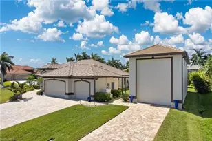 1725 SW 52nd Terrace, Cape Coral, FL 33914 - Photo 4