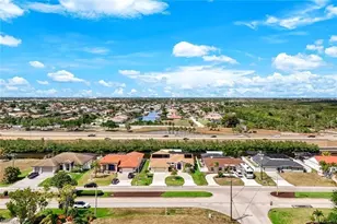 2013 Everest Pkwy, Cape Coral, FL 33904 - Photo 42