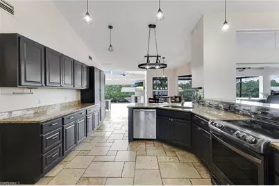 2013 Everest Pkwy, Cape Coral, FL 33904 - Photo 12