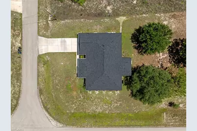 743 Fuller Ave S, Lehigh Acres, FL 33974 - Photo 44