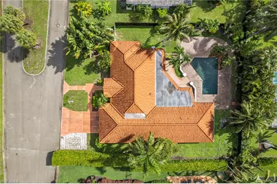 5231 Greenbriar Dr, Fort Myers, FL 33919 - Photo 6