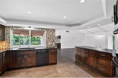5231 Greenbriar Dr, Fort Myers, FL 33919 - Photo 24