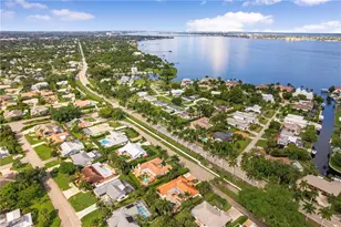 5231 Greenbriar Dr, Fort Myers, FL 33919 - Photo 8