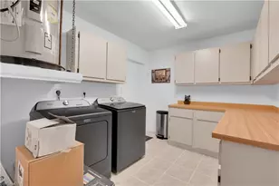 9 Regency Ct, Lehigh Acres, FL 33936 - Photo 24