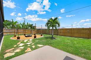 1130 NW 14th Terrace, Cape Coral, FL 33993 - Photo 30