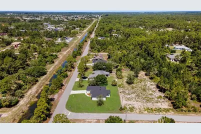 400 W 8th St, Lehigh Acres, FL 33972 - Photo 32