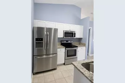 925 SW 31st St, Cape Coral, FL 33914 - Photo 4