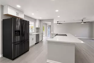 1815 SE 15th Terrace, Cape Coral, FL 33990 - Photo 6