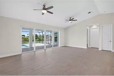 29 NE 20th Ct, Cape Coral, FL 33909 - Photo 12