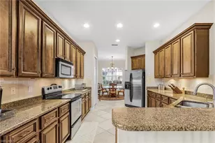 9132 Leatherwood Loop, Lehigh Acres, FL 33936 - Photo 10