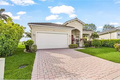 9132 Leatherwood Loop, Lehigh Acres, FL 33936 - Photo 2