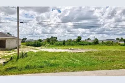 1406 NW 11th Ter, Cape Coral, FL 33993 - Photo 12