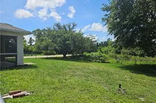 3401 37th St SW, Lehigh Acres, FL 33976 - Photo 20
