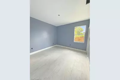 2103 French St, Fort Myers, FL 33916 - Photo 6