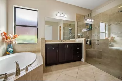 10100 Belcrest Blvd, Fort Myers, FL 33913 - Photo 20