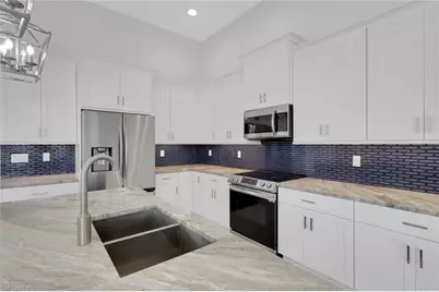 3818 SW 17th Ave, Cape Coral, FL 33914 - Photo 6