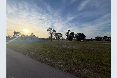 2613 NW 20th Ter, Cape Coral, FL 33993 - Photo 4