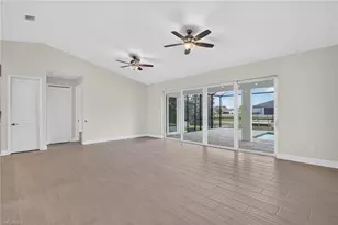 633 SW 13th St, Cape Coral, FL 33991 - Photo 6