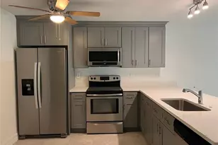 6064 Laurelwood Dr, Fort Myers, FL 33905 - Photo 4