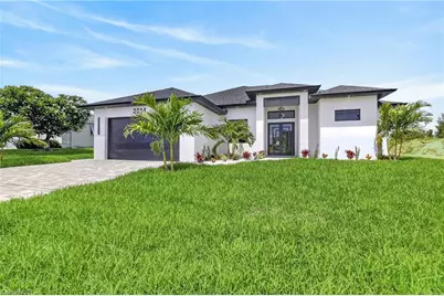 2014 SW 8th Pl, Cape Coral, FL 33991 - Photo 2