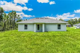 128 Sanborn Dr, Lehigh Acres, FL 33972 - Photo 14